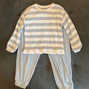 EUC Easy Peasy Blue Stripe Long Sleeve Top Matching pants Size 5T